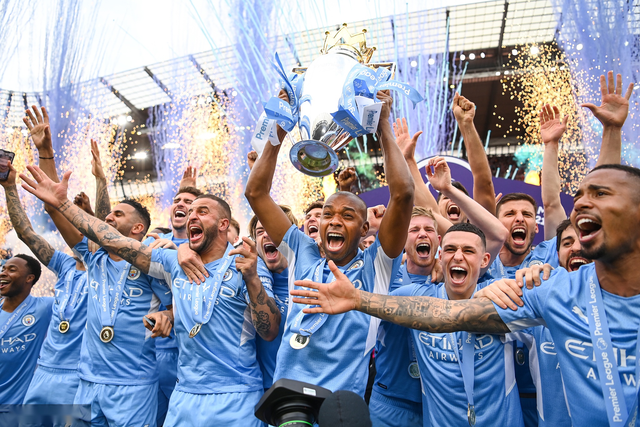 着更多粉丝 着更多粉丝